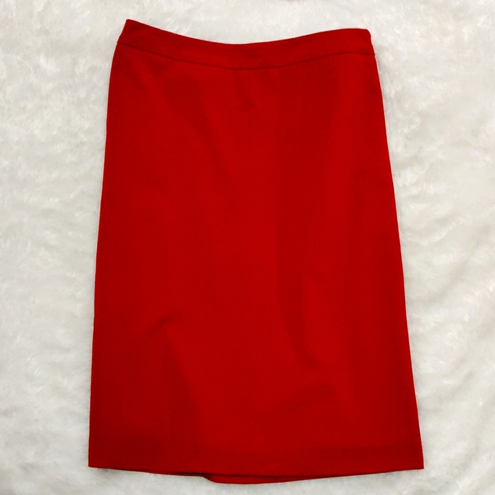 Designer Josephine Chaus Deep Red 32% Rayon Stylish Pencil Skirt Size Small